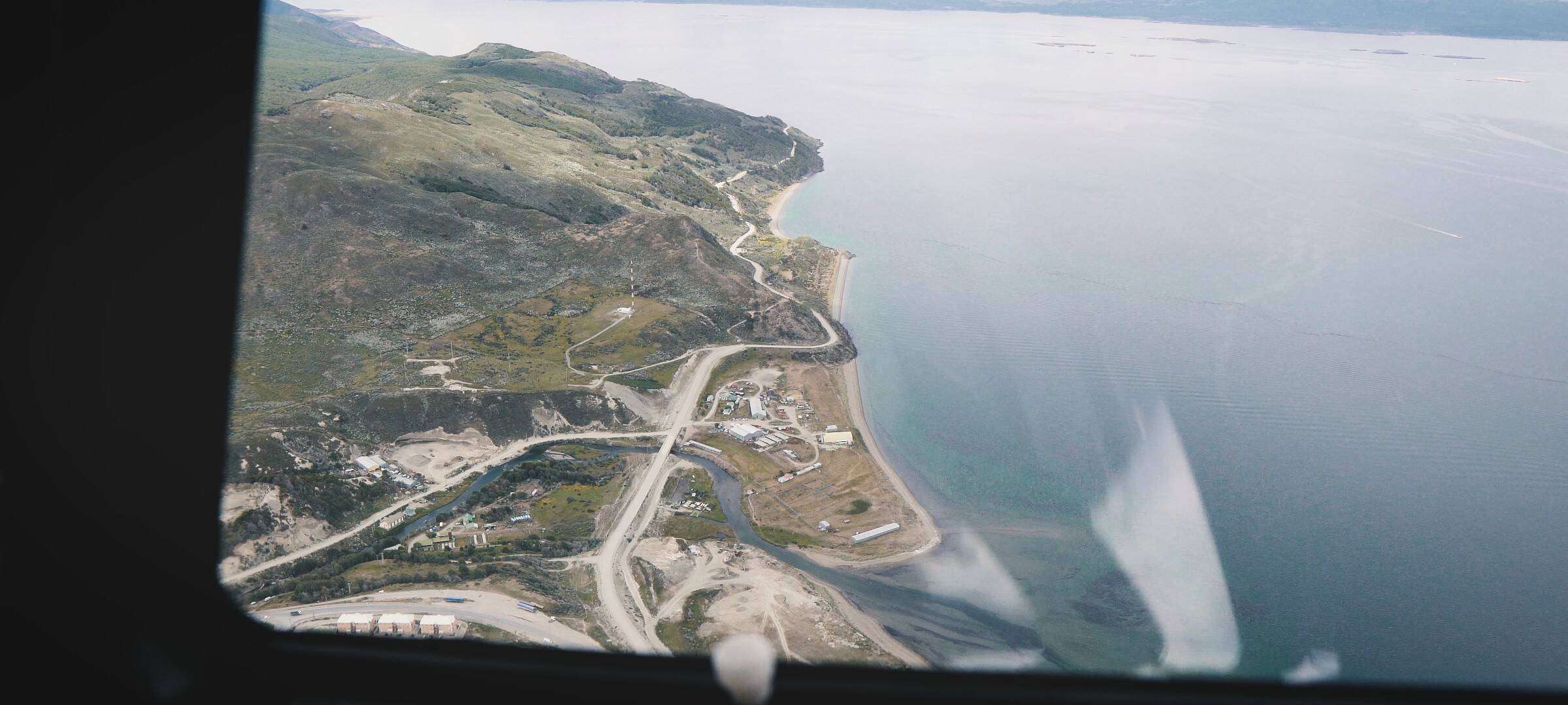 VOO PANORÂMICO DE HELICÓPTERO EM USHUAIA (7 MINUTOS)