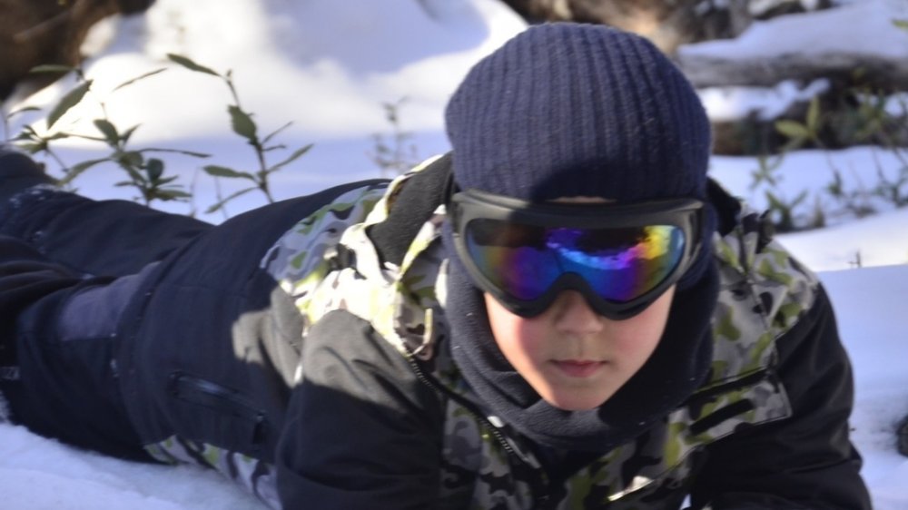 CAMINHADA À LAGOA CONGELADA COM ALMOÇO E SKIBUNDA NA NEVE